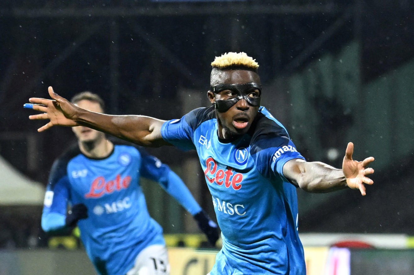 Salerno (Italy), 21/01/2023.- Napoli's Victor Osimhen celebrates scoring the 0-2 goal during the Italian Serie A soccer match between US Salernitana and SSC Napoli, in Salerno, Italy, 21 January 2023. (Italia) EFE/EPA/MASSIMO PICA