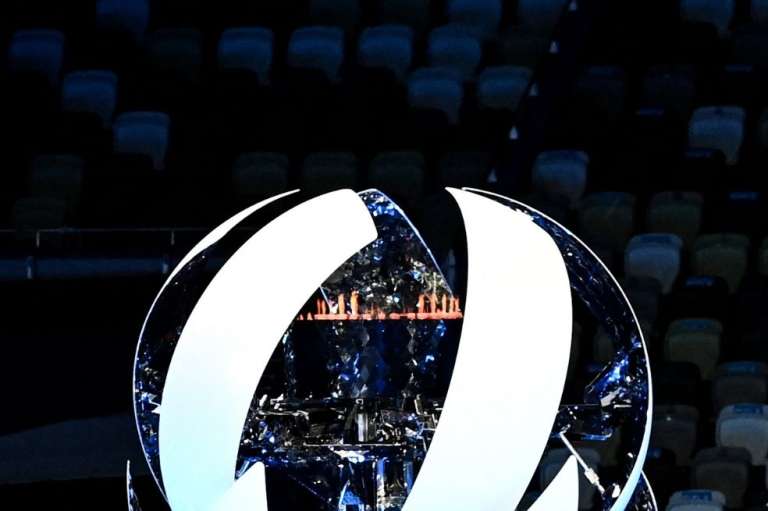 Así se apagó la llama olímpica en Tokio 2020.