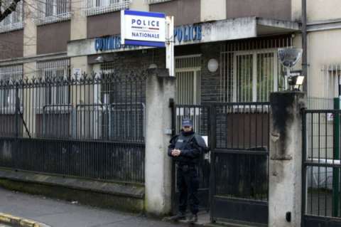 Detienen en Francia a tres sospechosos de preparar atentado terrorista