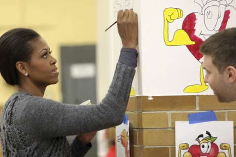 Michelle Obama celebra cumpleaños comunitario