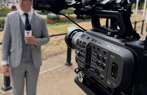 Presentador colombiano ahora es corresponsal de Telemundo en Inglaterra: “Soñando despierto”