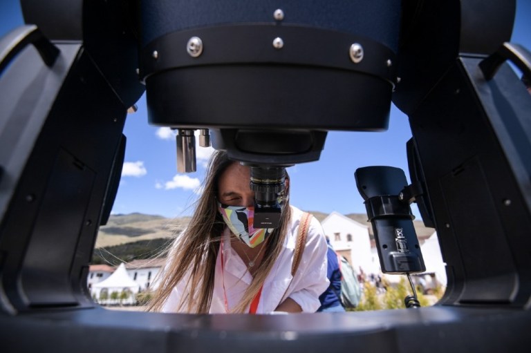 En estos dos días se realizaron actividades como conservatorios, exhibición LEGO por LUG Colombia, talleres de Astronomía para niños, exposición de Astrofotografía de ASASAC y Cosmonáutica Rusa, show de baile ruso, observación con telescopios.