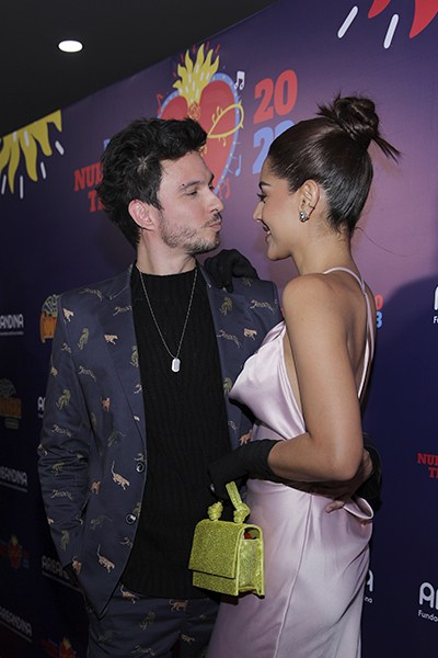Paparazzi Diego Sáenz y Laura Barjum