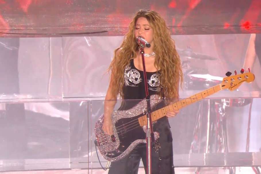 Shakira deslumbró a todos los transeúntes en el Times Square de New York.