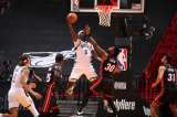 Los Bucks baten el récord de triples en una paliza a los Heat por 47 puntos