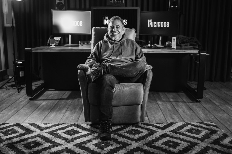 Mario Mendoza y la trampa de la viralidad