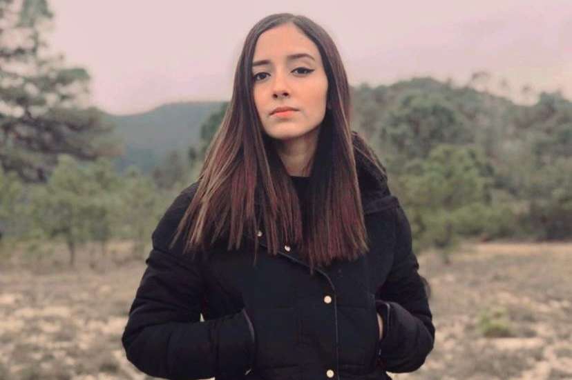 Este domingo, el padre de la joven, Mario Escobar, aseguró que las autoridades están revisando al menos 15 videos, y que con esta información se intensificó la búsqueda de su hija.