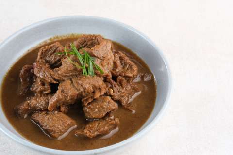 Este es el paso a paso para cocinar un exquisito estofado de posta de res