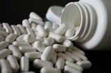 Farmacéutica bajo ataque en EEUU por alto precio de píldora contra el cáncer