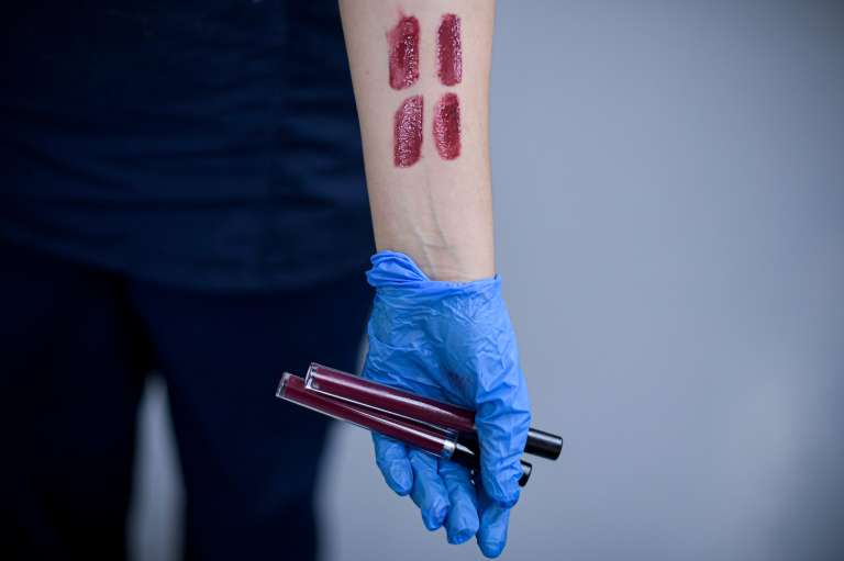 La marca le fabrica maquillaje a más de 120 empresas locales, 1.500 internacionales, exporta a más de 15 países (Estados Unidos, Centroamérica y el Caribe) y produce 6 millones de unidades de maquillaje al año. / Mauricio Alvarado