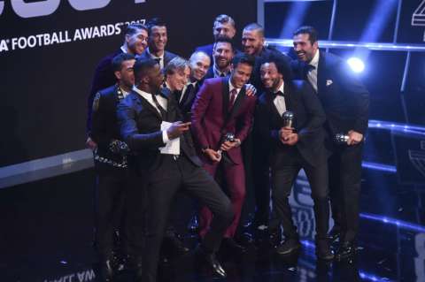 Messi y Cristiano, lideran el Once Ideal de 2017