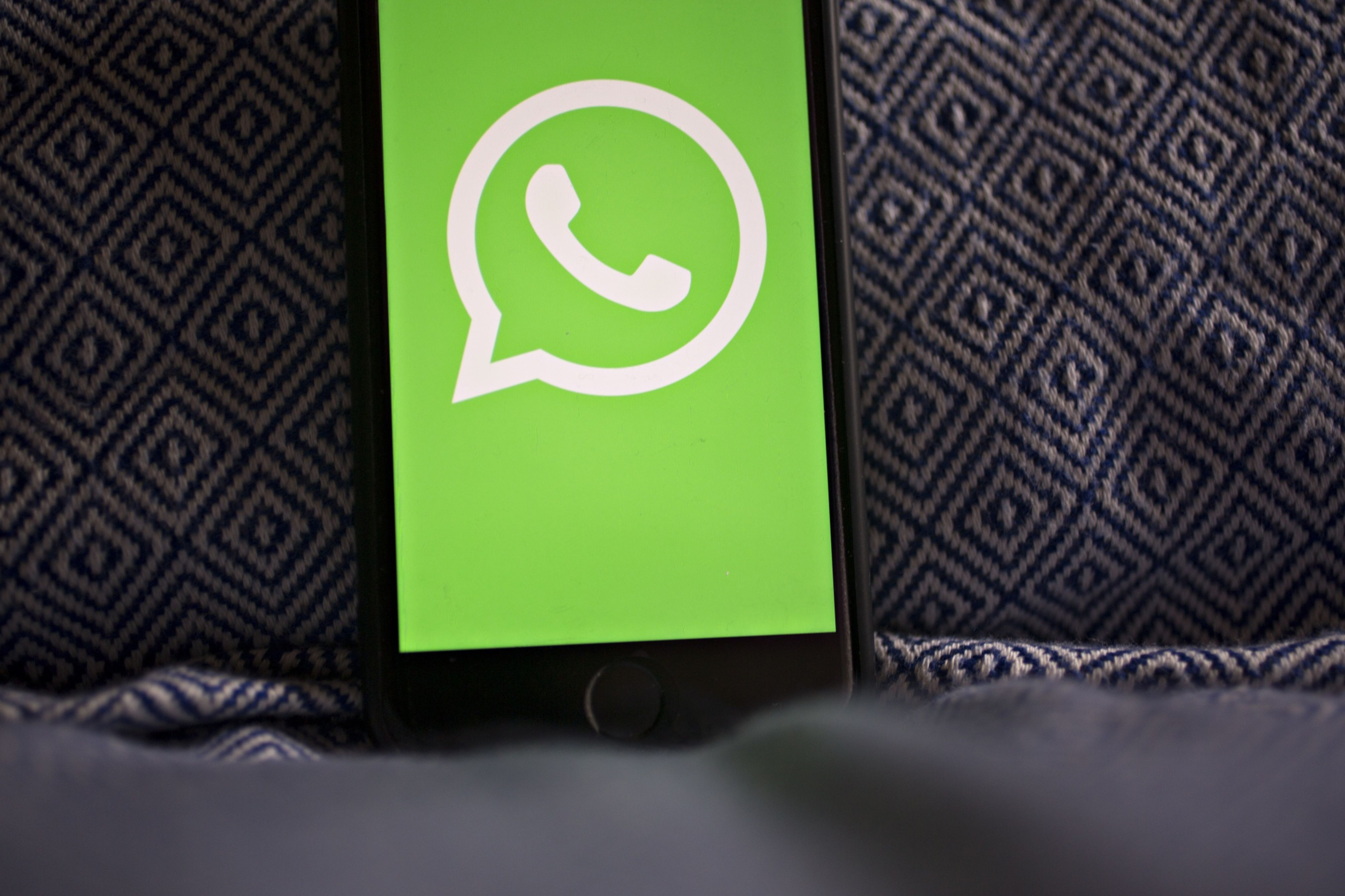 La aplicación utilizará la tecnología de Facebook Pay y será necesario el uso de un código PIN especial de seis dígitos o una huella dactilar a fin de evitar operaciones no autorizadas.