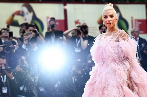 Lady Gaga triunfa en su debut en el Festival de Cine de Venecia