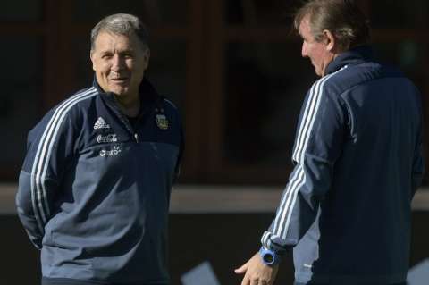‘Tata’ Martino: “No asegurar el resultado, nos genera intranquilidad”