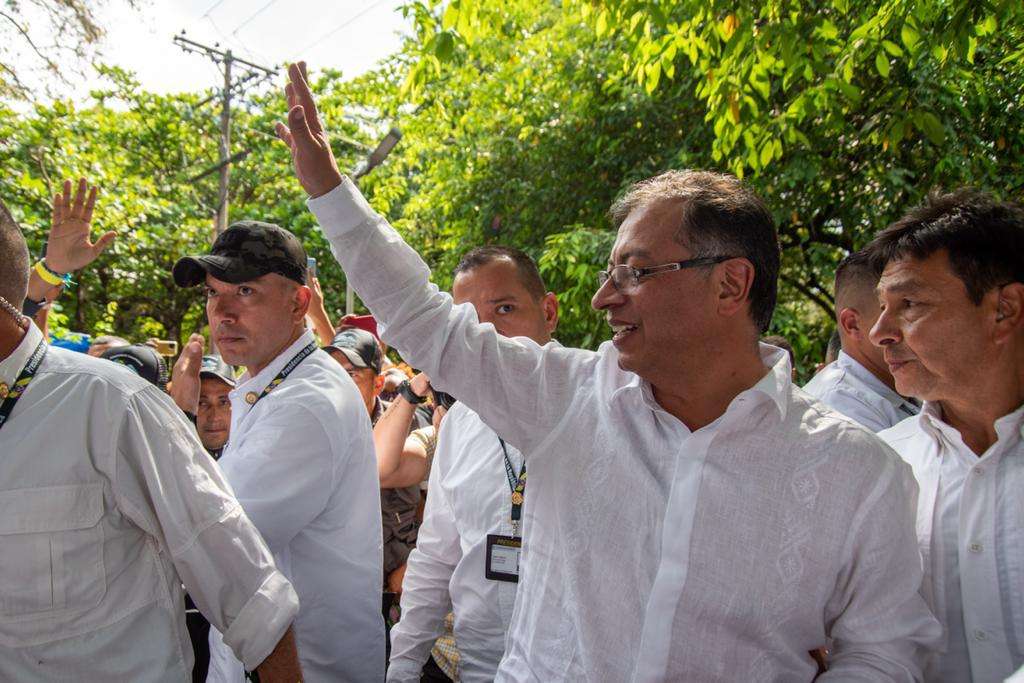 El presidente Gustavo Petro a su llegada ayer a la sede de la Universidad del Valle en Cali.
