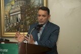 Autor cubano presenta en la Feria del Libro de Miami su "Cinema Paradiso"