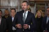 El ministro de Vivienda no comprende el problema