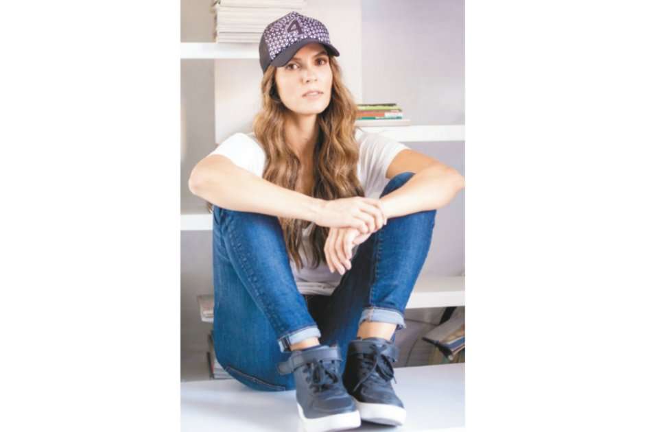 Catalina Aristizábal es presentadora del Noticiero CM&. / Mateo Londoño Quijano