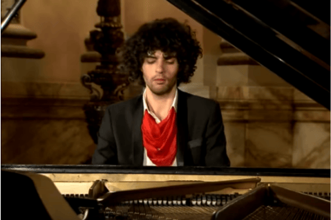 El pianista francés Simon Ghraichy dará su primer concierto en Bogotá