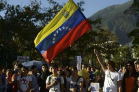 Oposición marchará para exigir revocatorio de Maduro