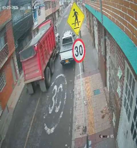 Revelan videos del accidente en el que murió una mujer embarazada en el sur de Bogotá