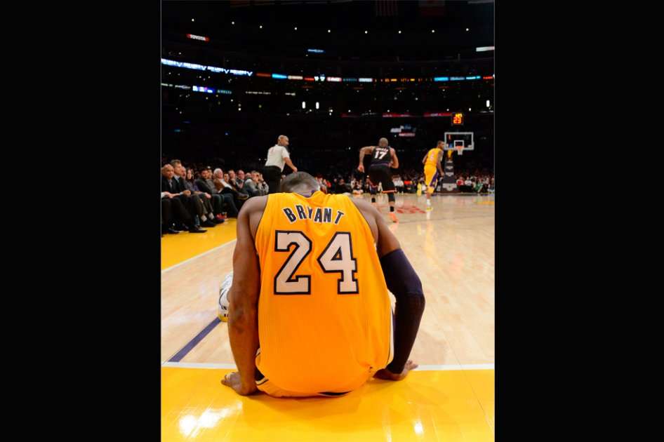 Kobe Bryant y su noche para el olvido en la NBA / AFP