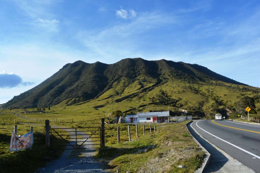 Imagen del Volcán Cerro Bravo.