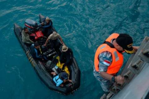 Rescatan a siete personas que naufragaron en el mar Caribe