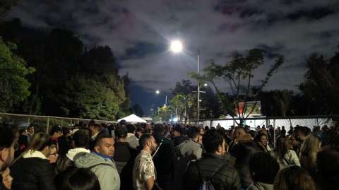 Reportan retrasos en el ingreso del concierto “Vive la Salsa” en el Simón Bolívar