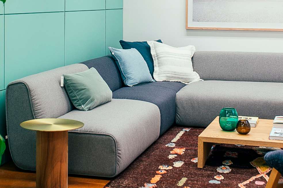 Hogar: ¿Cómo limpiar los muebles de tela?