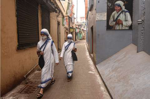 India prohíbe que la organización Madre Teresa de Calcuta reciba apoyo extranjero