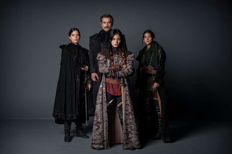 La serie "Las Villamizar" es protagonizada por Shany Nadan, Estefanía Piñeres, María José Vargas y Luis Mesa. / Cortesía: Caracol Televisión