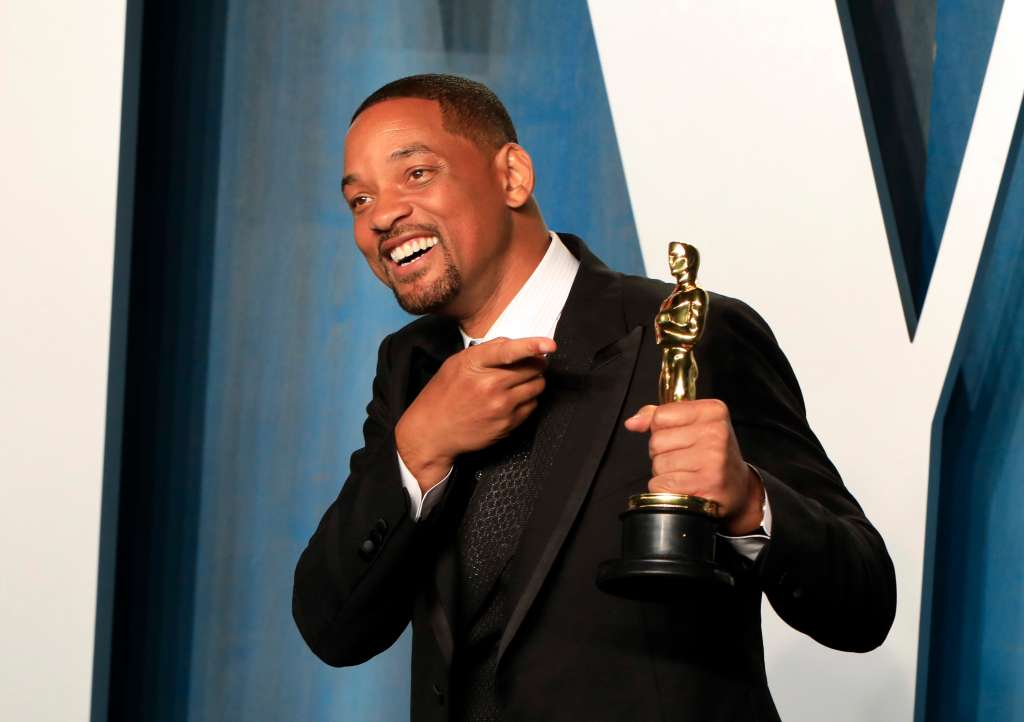 Beverly Hills (United States), 28/03/2022.- Will Smith attends the 2022 Vanity Fair Oscar Party following the 94th annual Academy Awards ceremony, at the Wallis Annenberg Center for the Performing Arts in Beverly Hills, California, USA, 27 March 2022. The Oscars are presented for outstanding individual or collective efforts in filmmaking in 24 categories. (Estados Unidos) EFE/EPA/NINA PROMMER