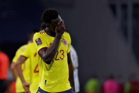 Nueva alarma en la selección: Dávinson Sánchez, en duda para las Eliminatorias