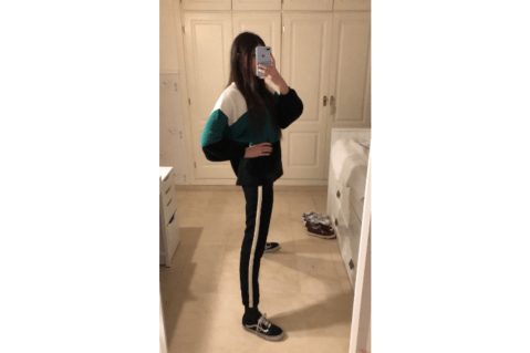 La nueva foto viral: ¿se le ve una o dos piernas a esta joven?