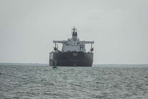 ¿Recuerda los petroleros fantasma de Venezuela? EE. UU. retiró sanciones a dos buques