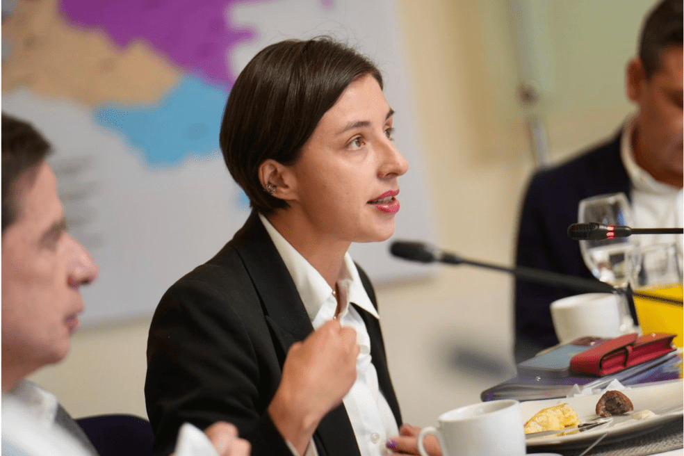 Martha Carvajalino, ministra de Agricultura, se reunió este 13 de agosto con lagunas bancadas para socializar el proyecto de ley ordinaria sobre Jurisdicción Agraria.
