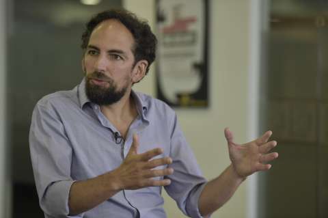 “El gobierno Petro está desinformando y no protege el periodismo”: director de FLIP