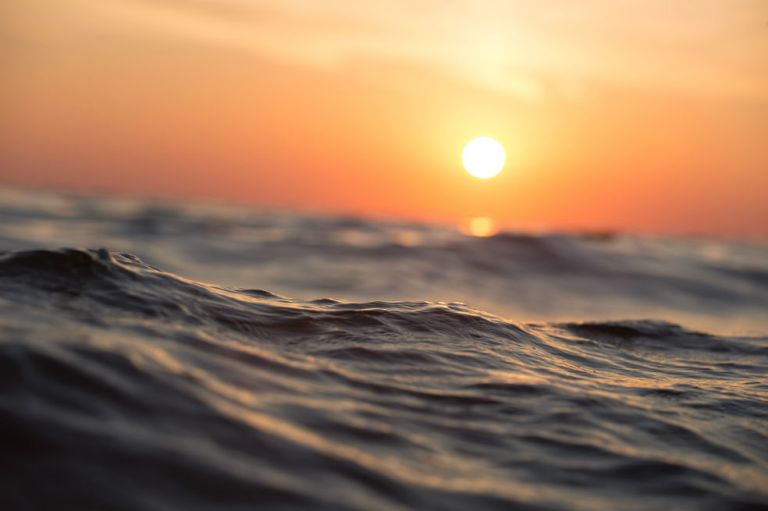Por el cambio climático, el océano recibe la energía de una explosión atómica cada segundo