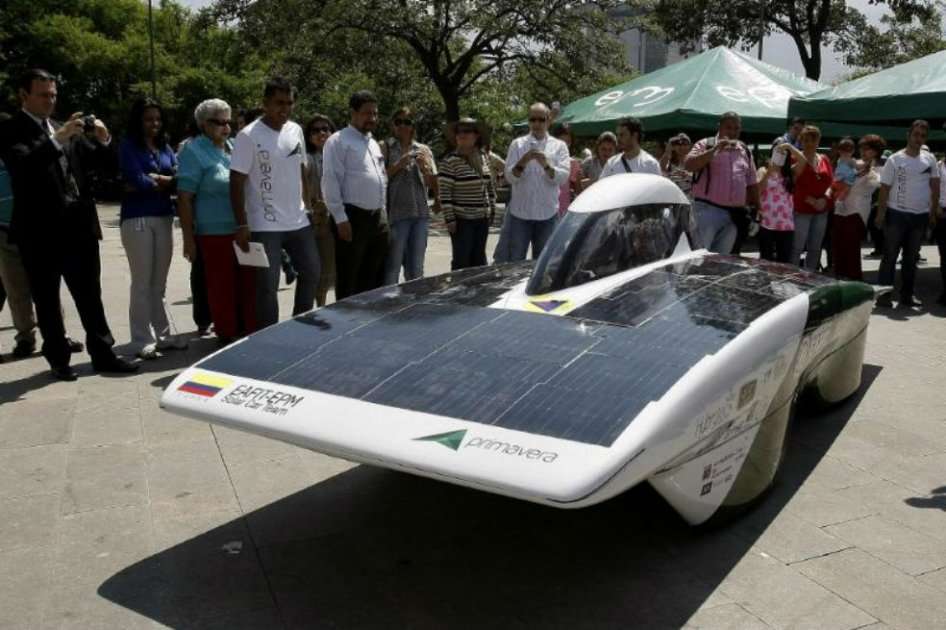"Primavera", auto ganador del Premio Nacional de Ingeniería 2014/ Foto: EFE