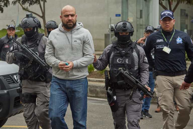 Coronel (r) Núñez va a la cárcel mientras lo investigan por muertes en Chochó