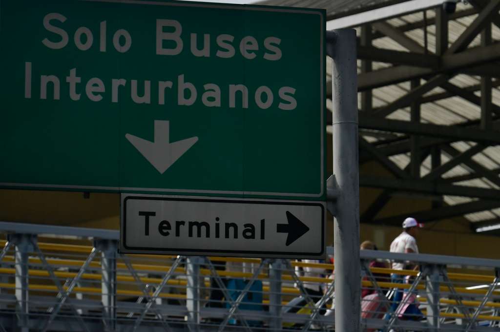 Retenes de tránsito durante la plan éxodo, en la autopista sur, peaje mondoñedo.