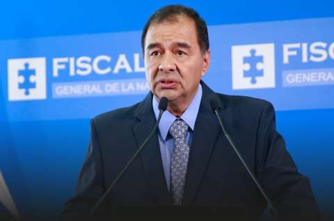 “Para la Fiscalía es muy importante la aspersión de cultivos de coca”: fiscal general