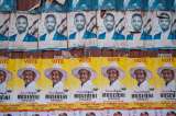 Uganda: El cantante que le disputa la sexta reelección a Yoweri Museveni