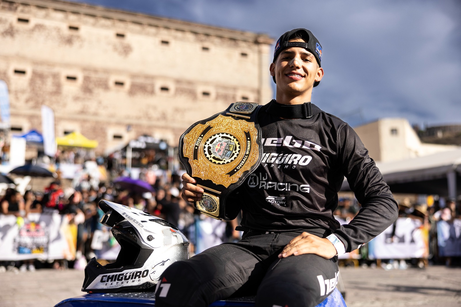 Juanfer Vélez, primer ganador de Red Bull Cerro Abajo 2023.