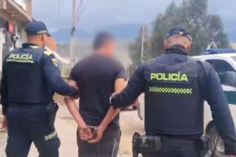 Descubren desguazadero de vehículos cuando sujeto desvalijaba un camión robado