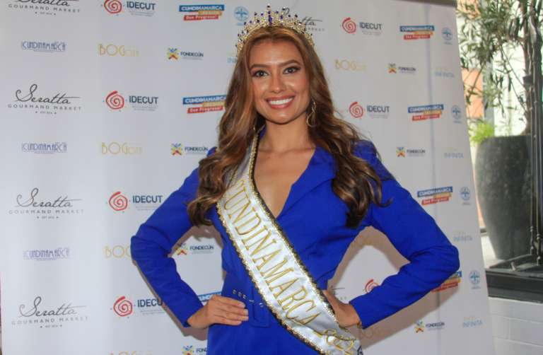 SOCIALES REINA DE BOGOTA Y CUNDINAMARCA
