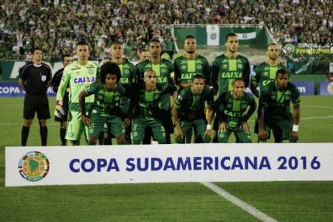 Chapecoense recibe 13.000 solicitudes de nuevos socios tras el accidente