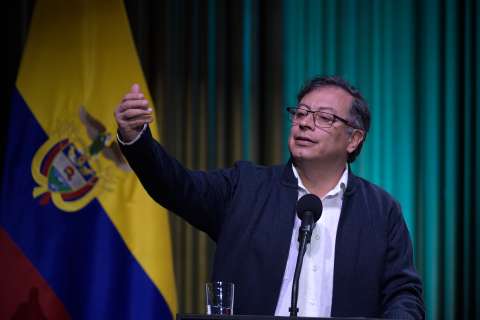 Petro: “se hará allanamiento a la Presidencia por la Fiscalía”