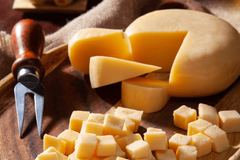 Queso, un aliado clave en la nutrición de los adultos mayores